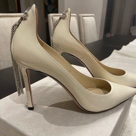 Very Elegant brand new Jimmy Choo Patent Leather Pumps Crafted with Crystals - Picture 11 of 16